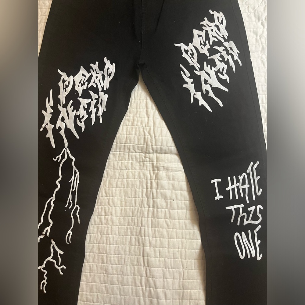 Black graphic jeans - Picture 3 of 3